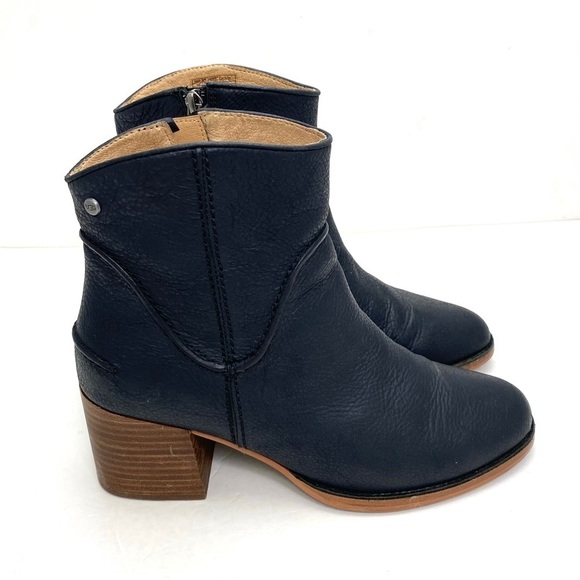 Ugg Annie S/N 1095061 Leather Block Heel Ankle Booties in Black Size 9.5 - Picture 5 of 10